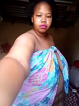 Curvycandy95 online show from 10-17-25, 04:59