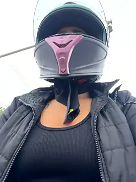 AlannaEvons online show from 01-12-26, 04:12