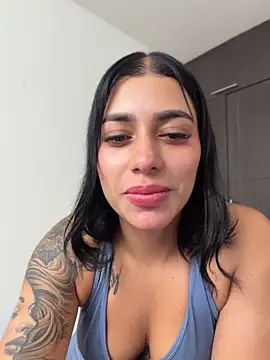 Snapshot of AlannaEvons chatting on 05-04-26, 04:14 AlannaEvons online show from 05-04-26, 04:14