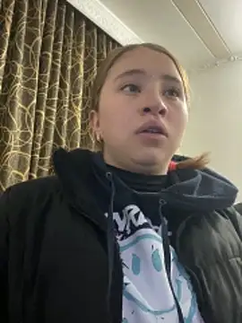 mia skys online show from 02-23-26, 10:23