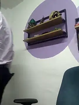 Snapshot of Kn1ghtpanther_ chatting on 03-23-26, 01:31 Kn1ghtpanther online show from 03-23-26, 01:31