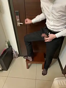 Snapshot of blaconeboy chatting on 10-12-25, 03:44 blaconeboy online show from 10-12-25, 03:44