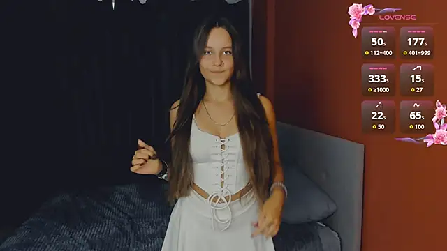 Snapshot of day_may chatting on 10-10-25, 11:31 day may online show from 10-10-25, 11:31