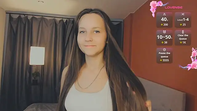 Snapshot of day_may chatting on 10-25-25, 01:40 day may online show from 10-25-25, 01:40