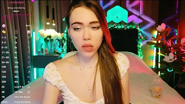 MimiFors online show from 09-20-25, 03:46