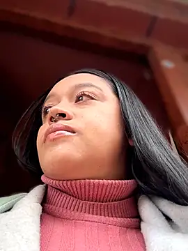 -Mia1 online show from 04-15-26, 12:01