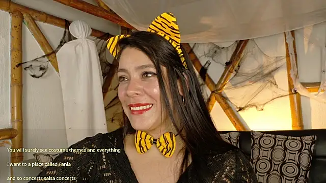 sofiia diaz0805 online show from 10-31-25, 09:16