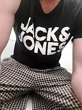 Hahahhdsj112 online show from 10-04-25, 09:35