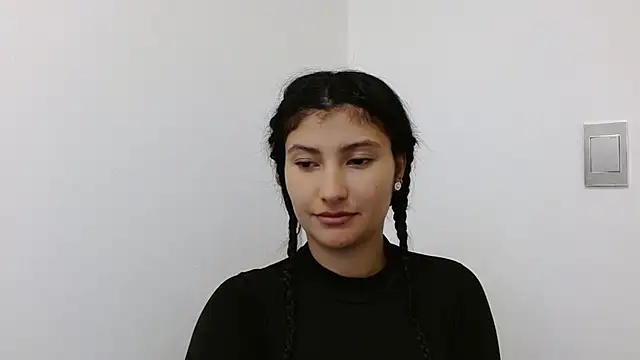 Snapshot of louis_k chatting on 02-28-25, 11:25 louis k online show from 02-28-25, 11:25