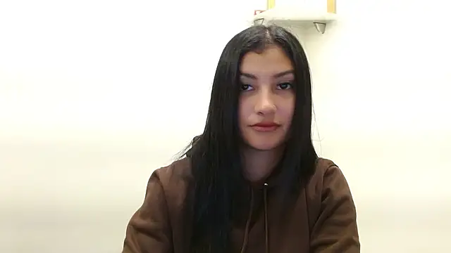 Snapshot of louis_k chatting on 10-12-25, 11:42 louis k online show from 10-12-25, 11:42