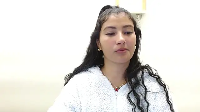 Snapshot of louis_k chatting on 10-17-25, 11:24 louis k online show from 10-17-25, 11:24