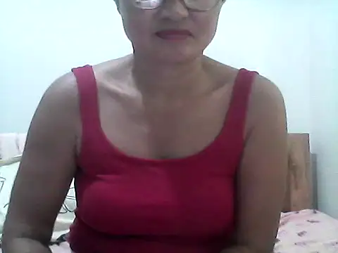 nathalie0045 online show from 04-16-26, 11:51