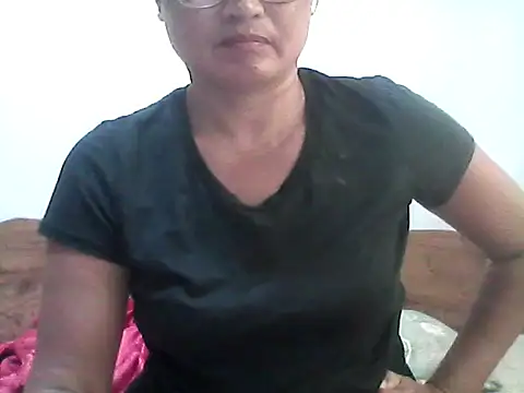 Snapshot of nathalie0045 chatting on 06-23-26, 05:05 nathalie0045 online show from 06-23-26, 05:05