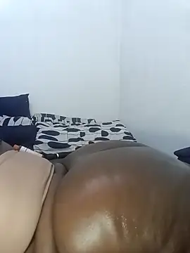 ASSQUEEN37Xx online show from 04-18-26, 07:07