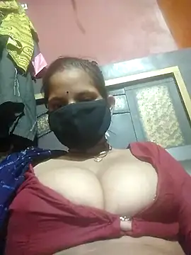 Snapshot of Jyoti_chauhan chatting on 09-25-25, 04:32 Jyoti chauhan online show from 09-25-25, 04:32