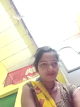 Snapshot of Seema_guptaji chatting on 11-09-25, 09:13 Seema guptaji online show from 11-09-25, 09:13