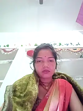 Snapshot of Seema_guptaji chatting on 11-13-25, 07:02 Seema guptaji online show from 11-13-25, 07:02