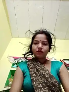 Snapshot of Seema_guptaji chatting on 11-29-25, 09:29 Seema guptaji online show from 11-29-25, 09:29