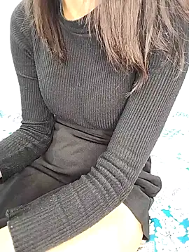 Snapshot of Vaani_Sharma79 chatting on 12-20-25, 02:13 Vaani Sharma79 online show from 12-20-25, 02:13