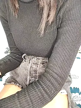 Snapshot of Vaani_Sharma79 chatting on 01-19-26, 02:43 Vaani Sharma79 online show from 01-19-26, 02:43