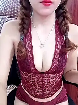 Snapshot of MyMy08 chatting on 10-28-25, 02:31 MyMy08 online show from 10-28-25, 02:31