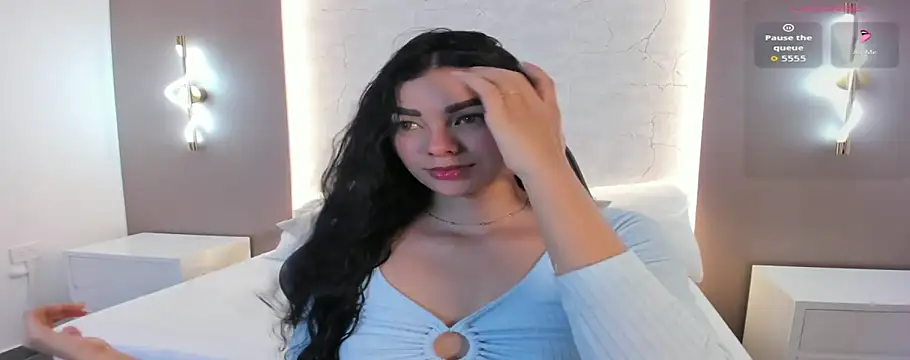 Snapshot of emily_tolson chatting on 12-16-25, 06:46 emily tolson online show from 12-16-25, 06:46