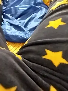 Snapshot of TaraWild chatting on 01-12-26, 01:22 TaraWild online show from 01-12-26, 01:22