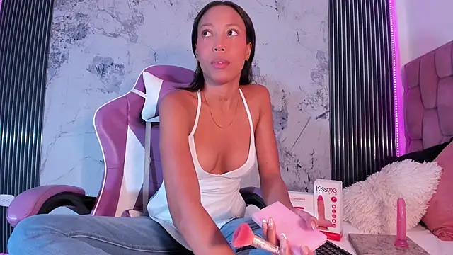 Mia Duarte1 online show from 10-16-25, 07:26