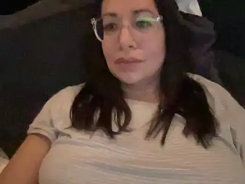 RosaFreya online show from 03-11-26, 09:26