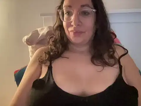 RosaFreya online show from 07-18-26, 06:39