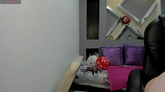 roxana santini online show from 10-09-25, 02:48