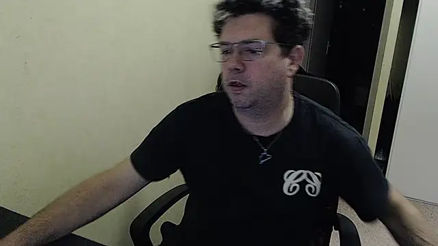 blueandwhite1 online show from 01-02-25, 09:00