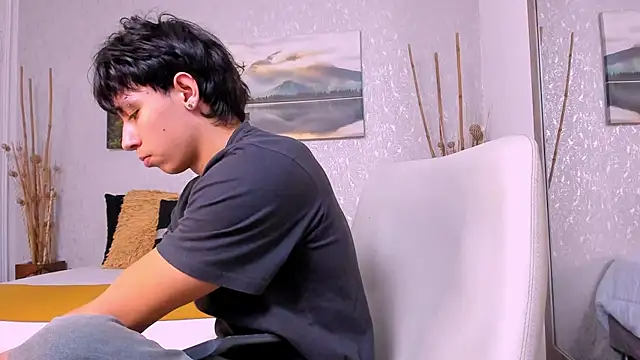 Tyler durten online show from 10-25-25, 03:47