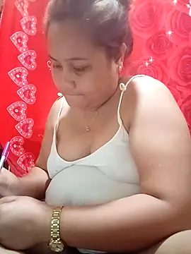 Snapshot of Weng_31 chatting on 09-10-25, 02:55 Weng 31 online show from 09-10-25, 02:55