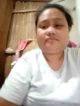 Snapshot of Weng_31 chatting on 05-31-26, 02:35 Weng 31 online show from 05-31-26, 02:35