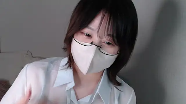 Snapshot of mi__san chatting on 10-03-25, 11:18 mi san online show from 10-03-25, 11:18