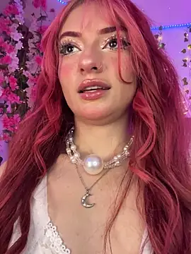 LucyGray online show from 04-08-26, 09:37