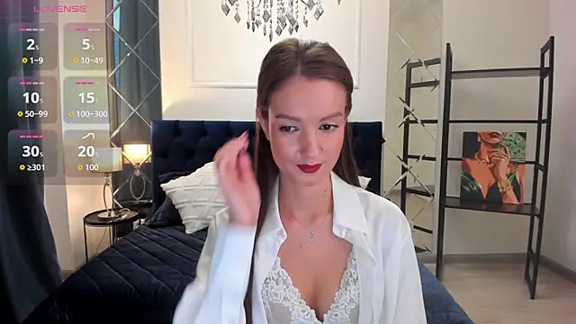 Snapshot of LoraSunnyy chatting on 09-13-25, 04:45 LoraSunnyy online show from 09-13-25, 04:45
