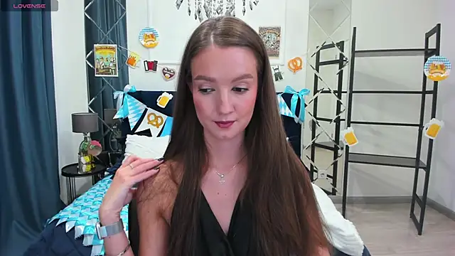 Snapshot of LoraSunnyy chatting on 10-03-25, 08:11 LoraSunnyy online show from 10-03-25, 08:11