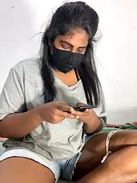 Snapshot of Choco_Chuby chatting on 10-05-25, 10:07 Choco Chuby online show from 10-05-25, 10:07