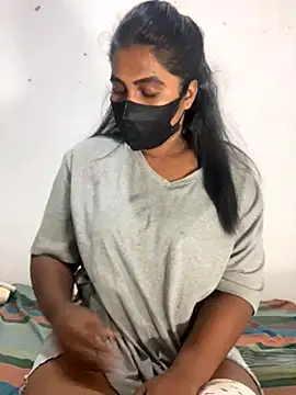 Snapshot of Choco_Chuby chatting on 10-06-25, 03:31 Choco Chuby online show from 10-06-25, 03:31