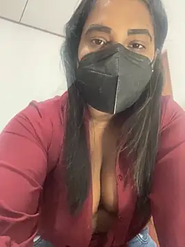 Snapshot of Choco_Chuby chatting on 11-10-25, 02:05 Choco Chuby online show from 11-10-25, 02:05