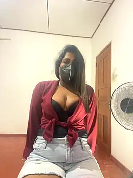 Snapshot of Choco_Chuby chatting on 12-02-25, 03:29 Choco Chuby online show from 12-02-25, 03:29