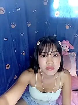 AnnewithanE online show from 10-30-25, 06:37