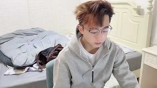 STxuguanhan online show from 11-26-25, 09:10