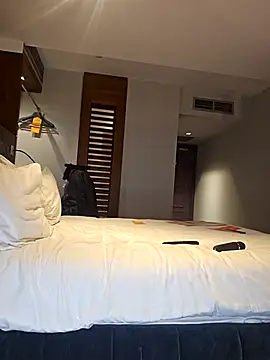 Filthymaddymilfy25 online show from 12-05-25, 04:47