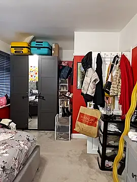 Filthymaddymilfy25 online show from 03-31-26, 08:04