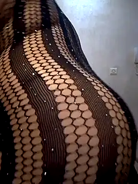 Snapshot of sexy_love997 chatting on 09-17-25, 10:44 sexy love997 online show from 09-17-25, 10:44