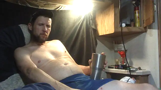 Snapshot of slickwilly567652 chatting on 08-02-26, 05:33 slickwilly567652 online show from 08-02-26, 05:33