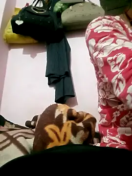 Hot tin74 online show from 11-30-25, 05:39